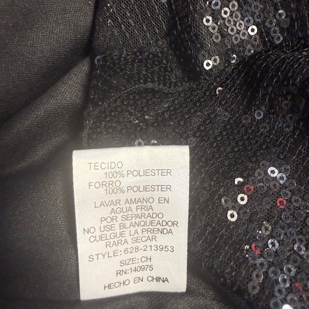 Chic Black Evening Gown - Picture 9 of 15